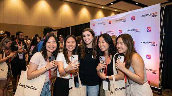 国产自拍社区活动